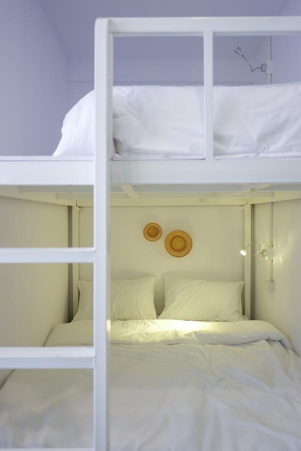 Baan Baan Hostel - Sha Plus Phuket Exteriör bild
