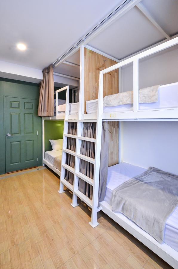 Baan Baan Hostel - Sha Plus Phuket Exteriör bild