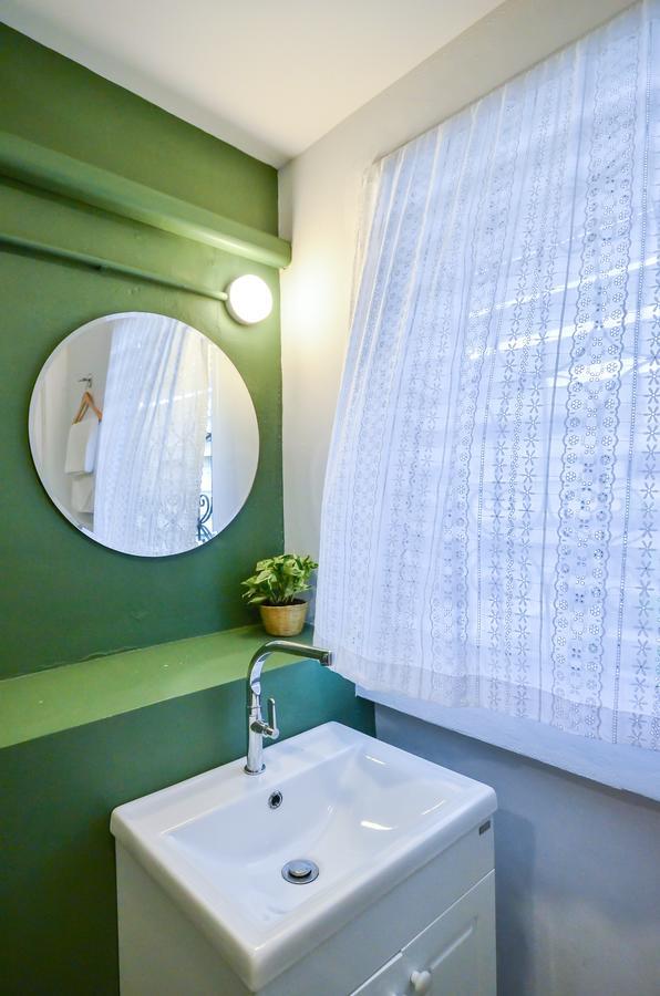Baan Baan Hostel - Sha Plus Phuket Exteriör bild